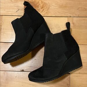 Toms Black Wedge Boots